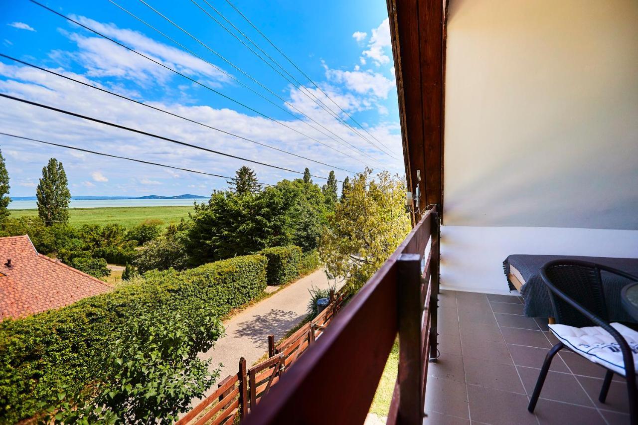 Kilátás a tóra Apartman Szigliget Exterior foto
