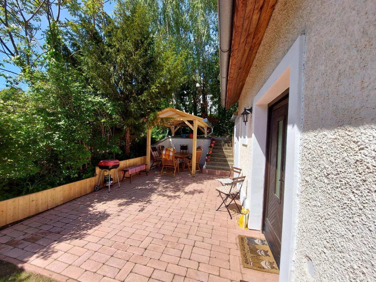 Kilátás a tóra Apartman Szigliget Exterior foto