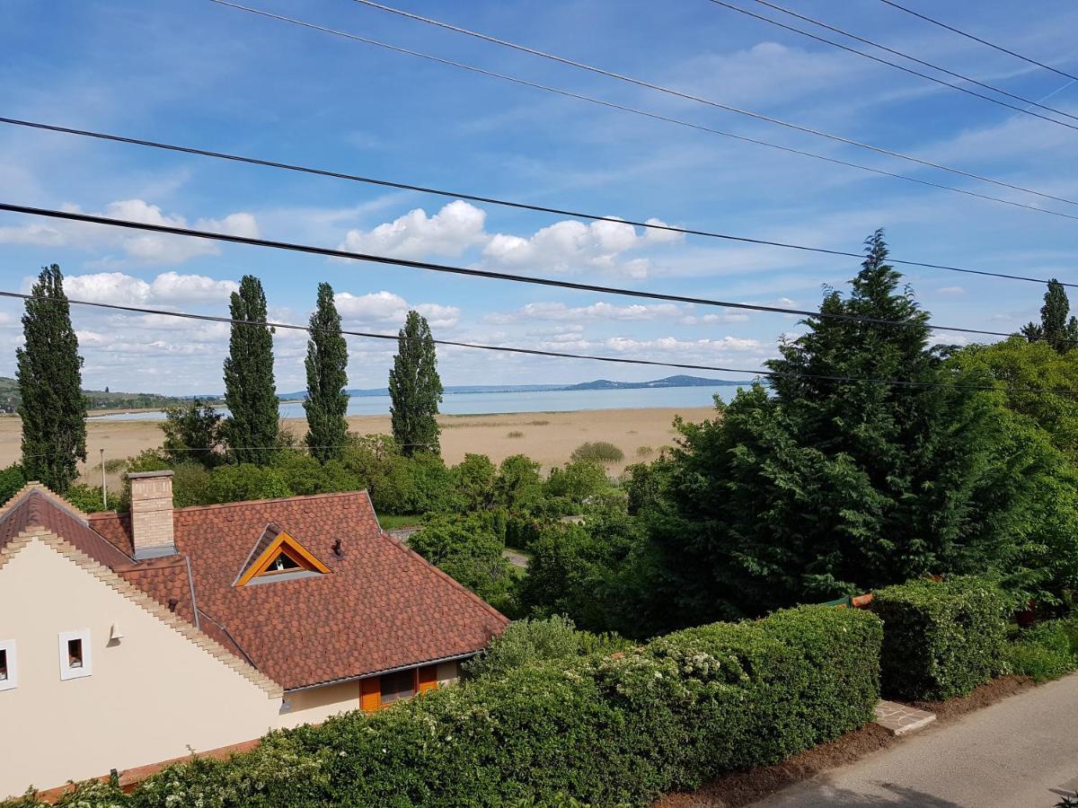 Kilátás a tóra Apartman Szigliget Exterior foto